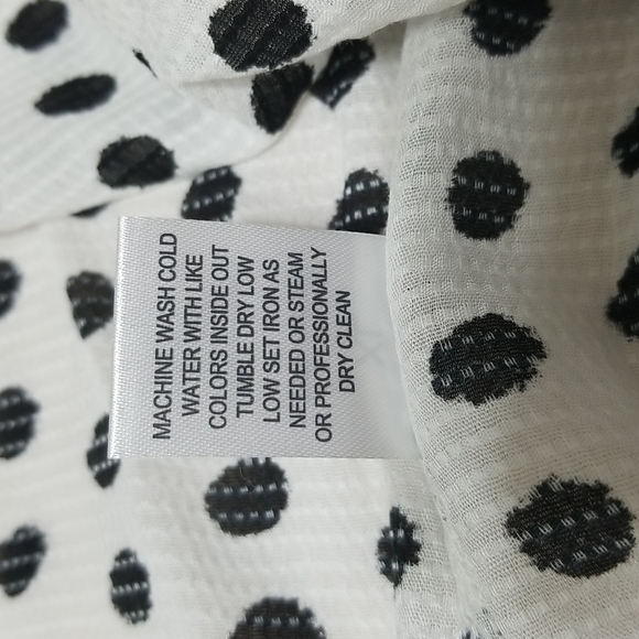 New. NWT Grand Greene ,Polka Dot Blouse, Colors: Black and white, Size XL - Picture 13 of 13